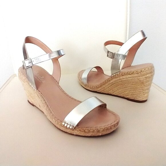 Charles by Charles David - Silver Espadrille Sandals, 8.5 M - Picture 1 of 5